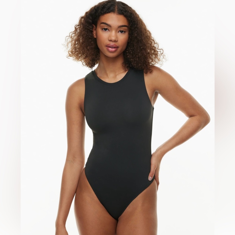 Aritzia Contour Bodysuit